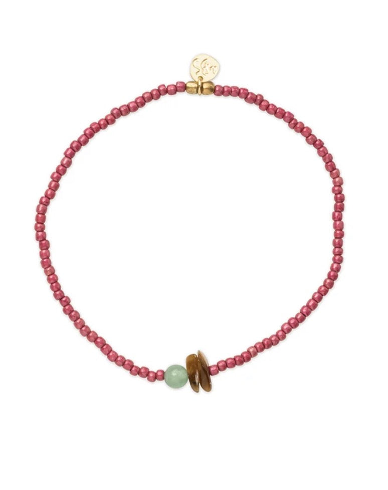 Siren Tiger Eye Bracelet – Pink beaded bracelet with tiger eye chips on white background