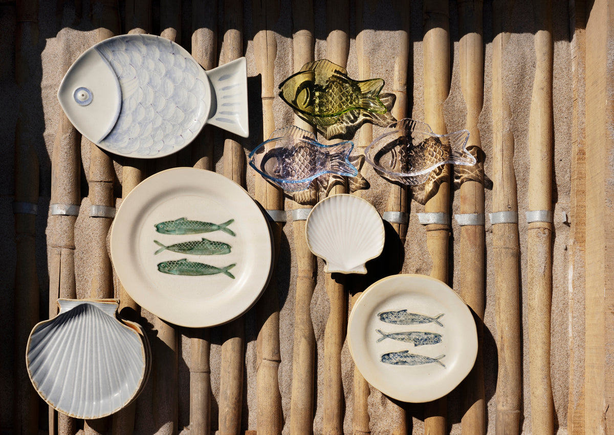 Madam Stoltz STONEWARE SEASHELL TRAY