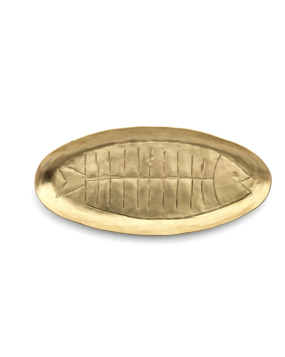 The Dishy Fishy Tray — Gold L, close-up of tail engraving