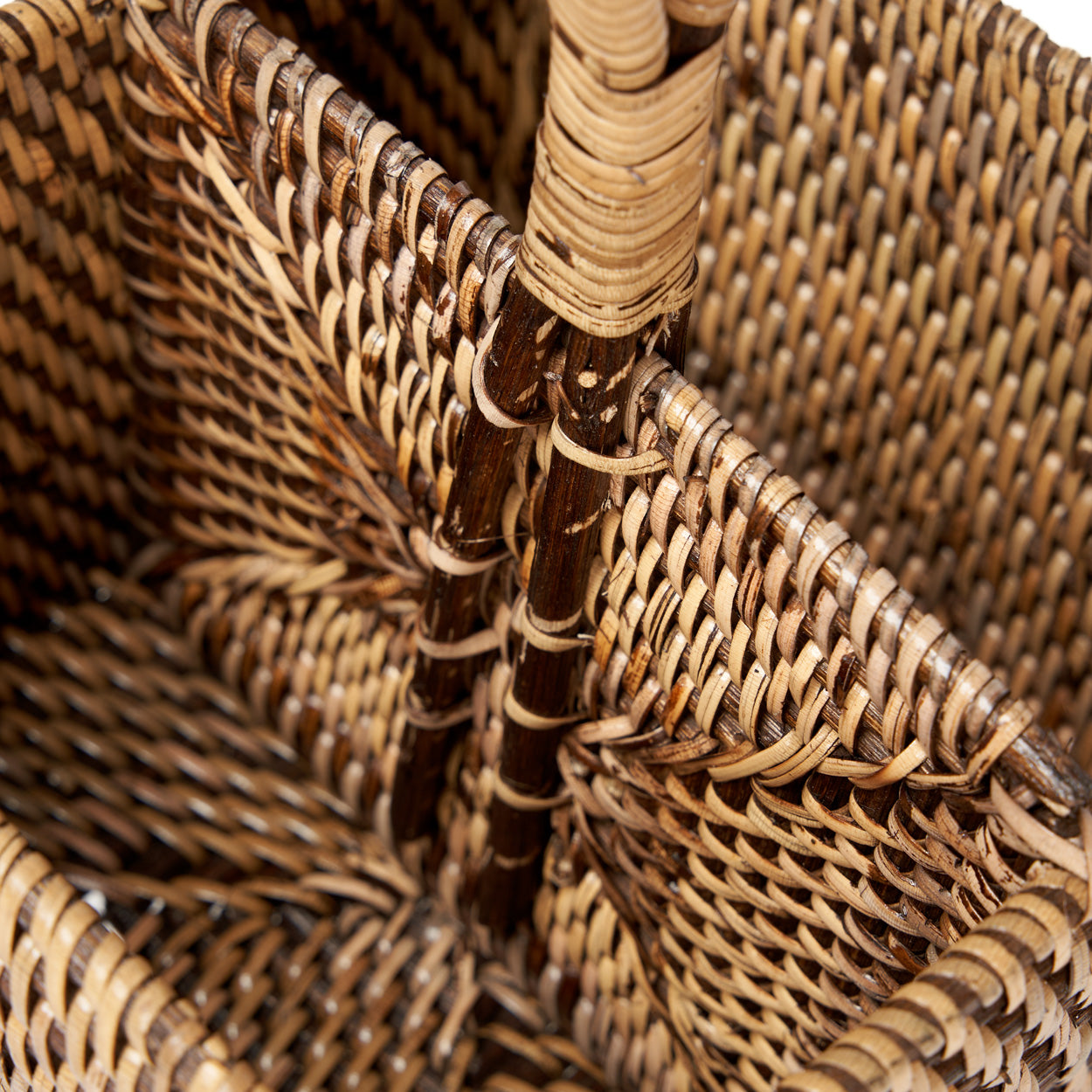 The Rattan Cutlery Caddy N°2 — Natural Brown, close-up of rattan weave texture
