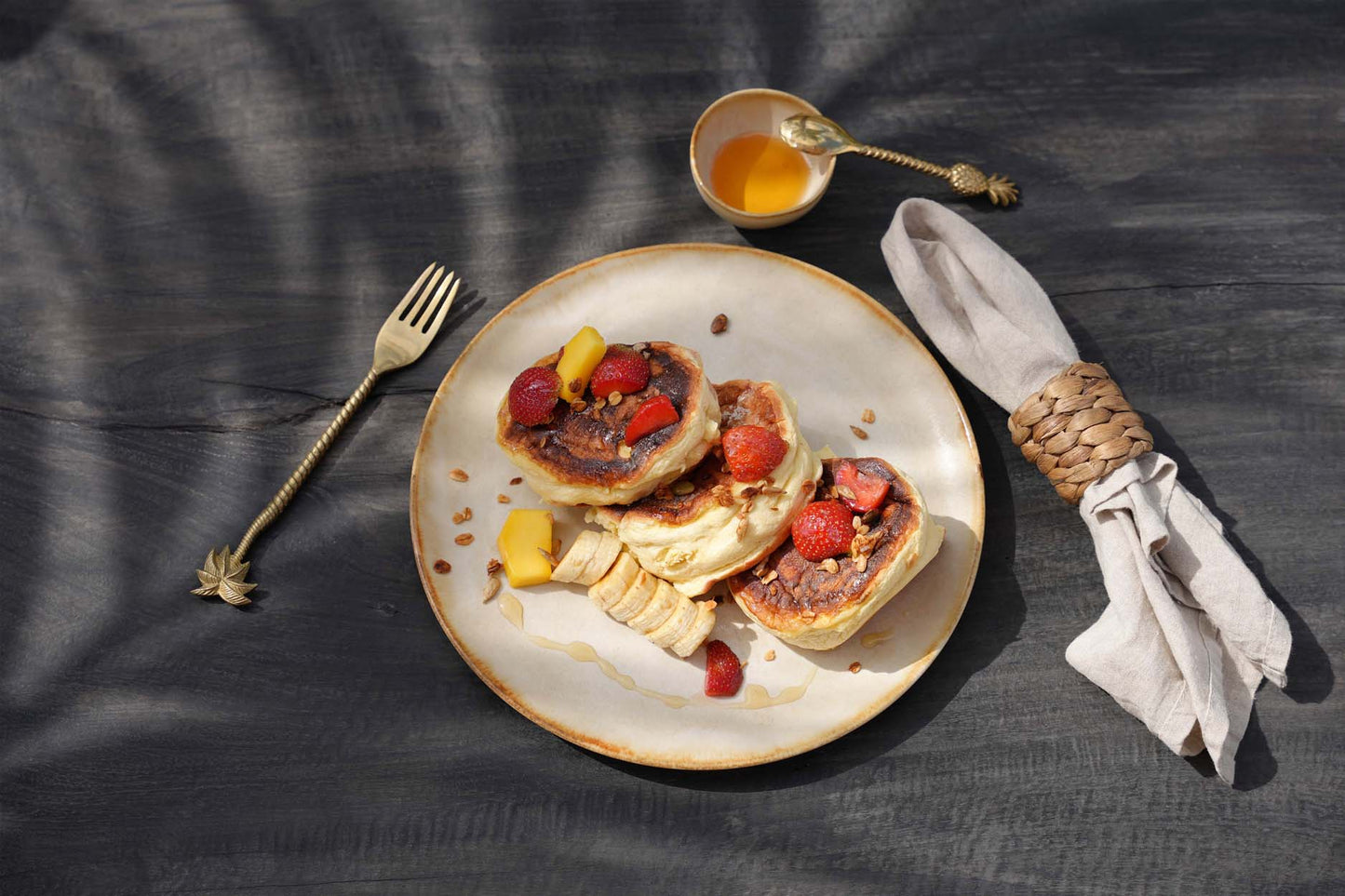 Close-up of the Cascais Dinner Plate surface showing the subtle glaze variations and handmade texture