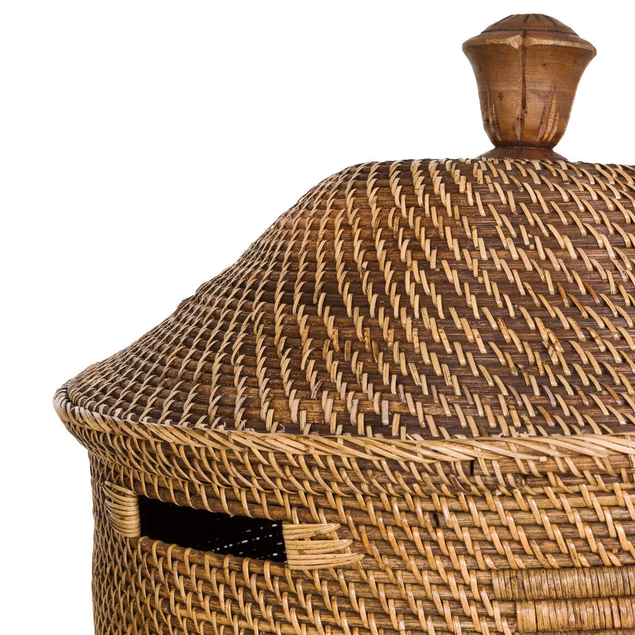 Close-up of the Colonial Laundry Basket handle and lid junction detail