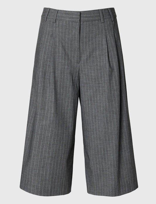 SLFTONIA HW Long Shorts – Detail vorne