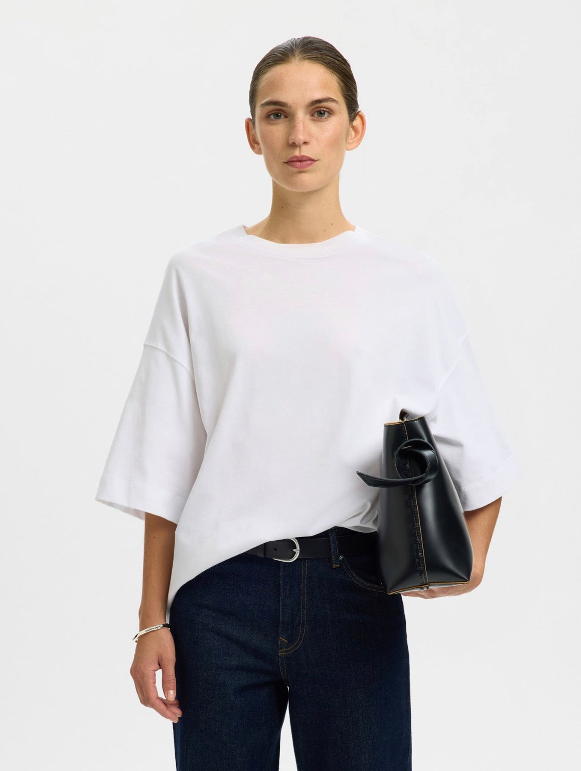 SLWCOLWOMAN 2/4 Oversized Tee NOOS White – Front