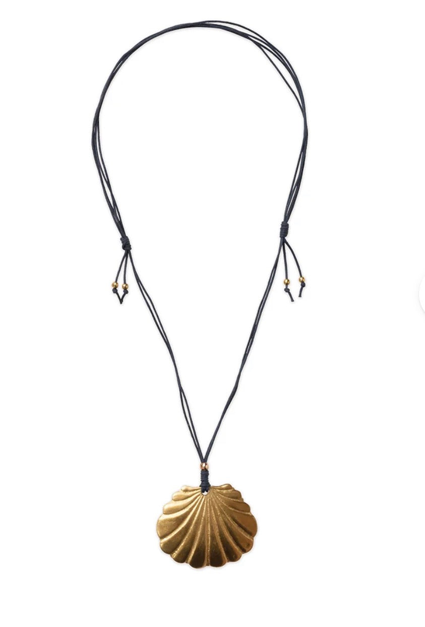 Statement Shell Cord Necklace – Product flat lay on white