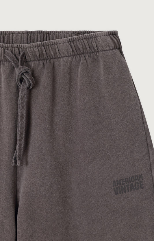 Women's Joggers JITBAY American Vintage – Close-up of tone-on-tone American Vintage logo